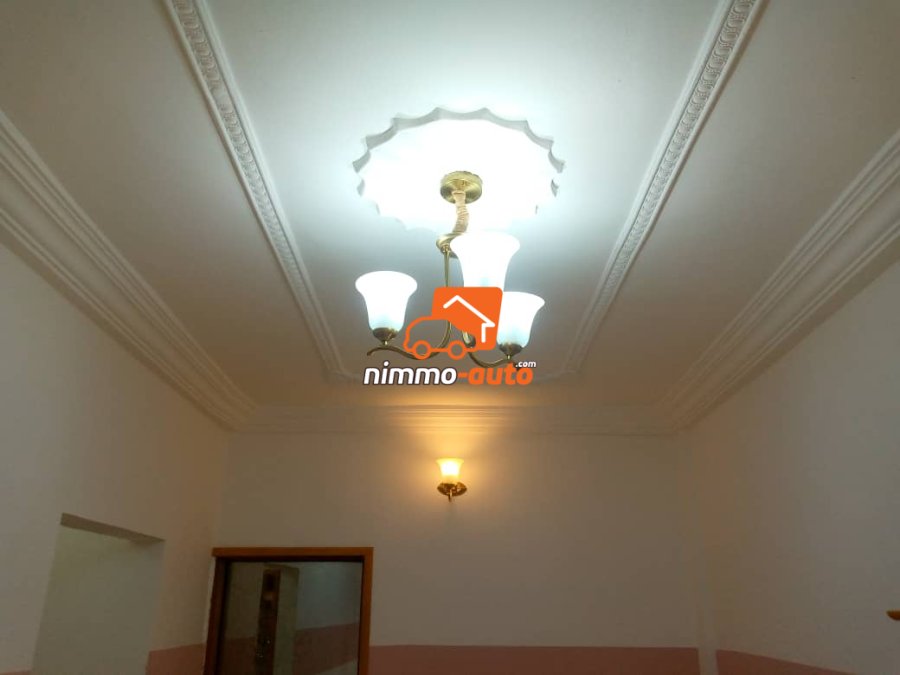 Studio à louer à Kotto