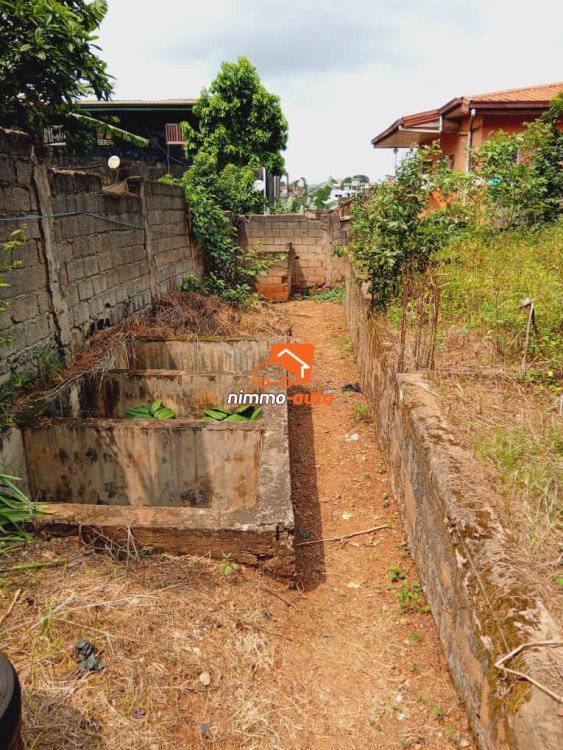 terrain d'habitation a vendre à nkolmesseng