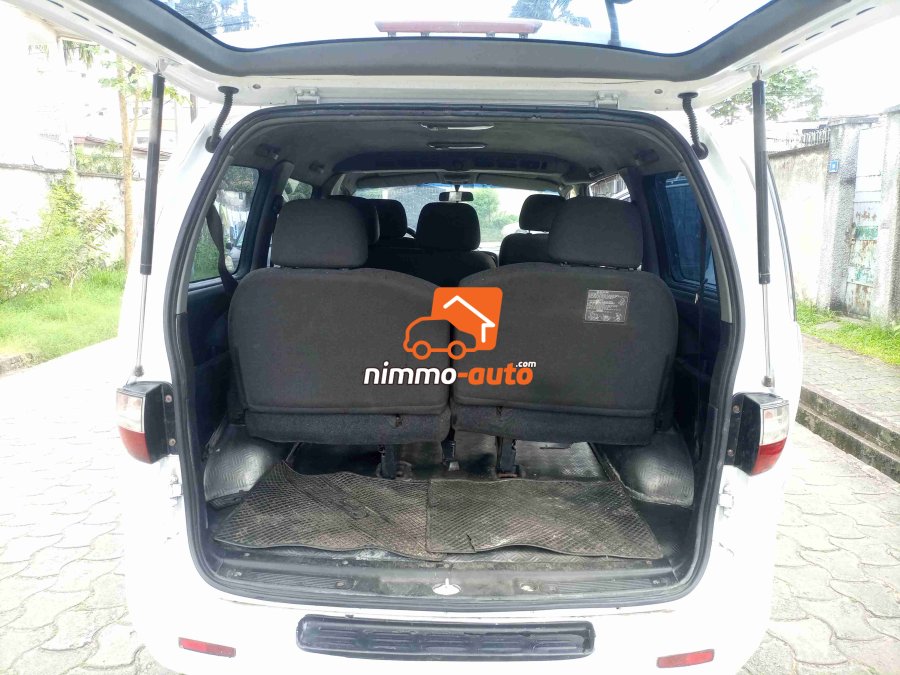 Hyundai Starex Bus version 2004-Climatisée-10Places