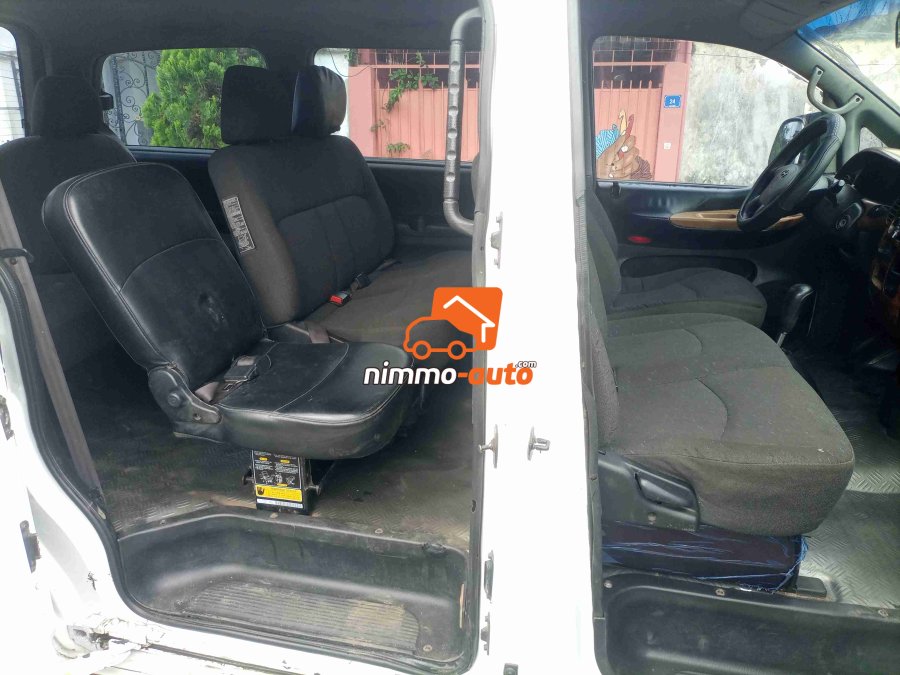 Hyundai Starex Bus version 2004-Climatisée-10Places