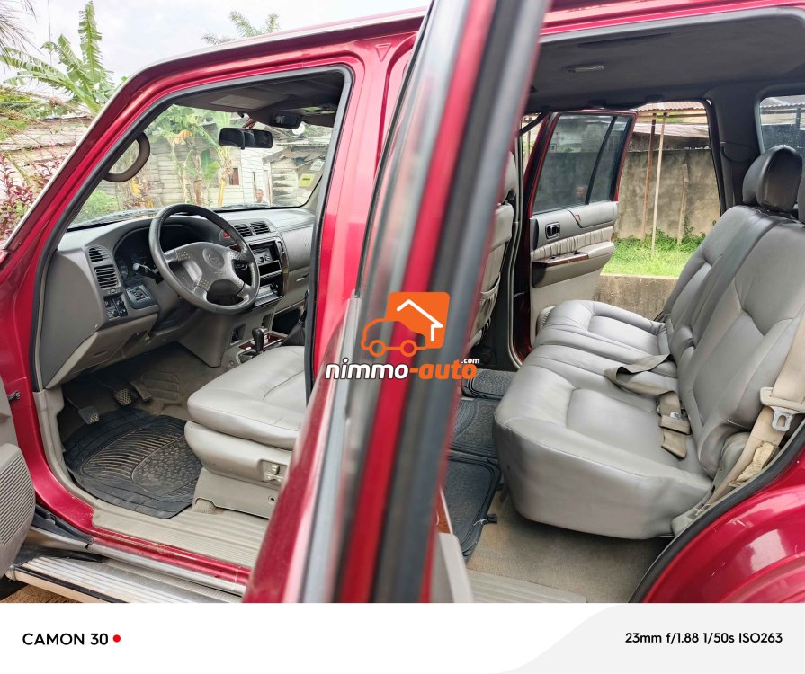 Nissan Patrol 4X4WD version 2002