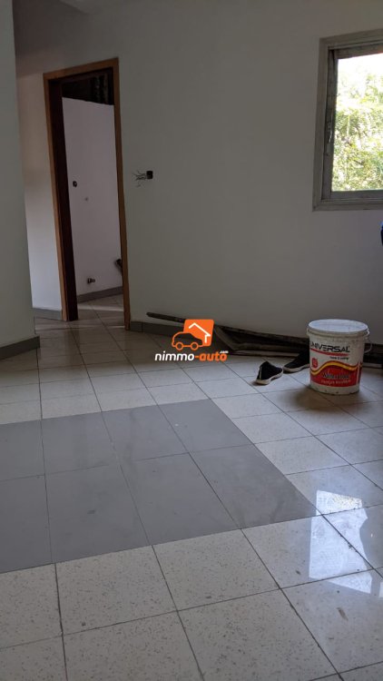 bureaux haut standing a louer au quartier Bastos