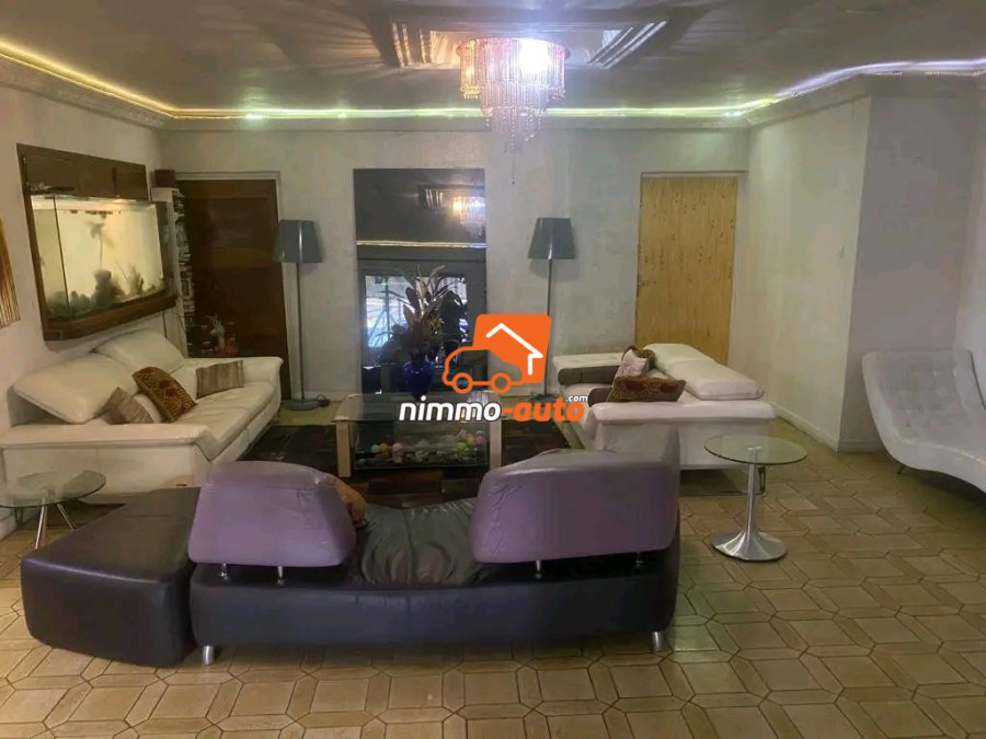 Villa meublée à louer à bonapriso