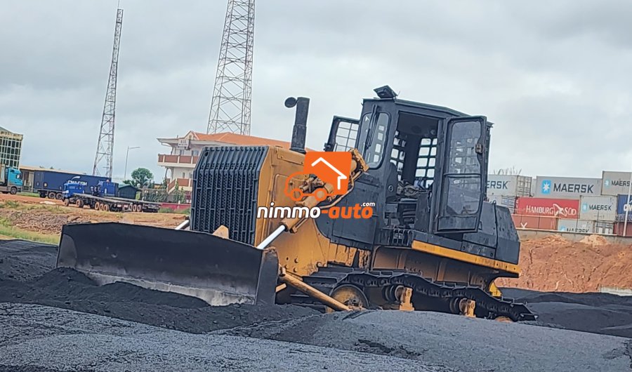 BULLDOZER SHANTUI SD22 (caterpillar d7)