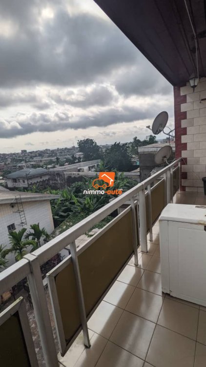 appartement meublé situé à ndogbong