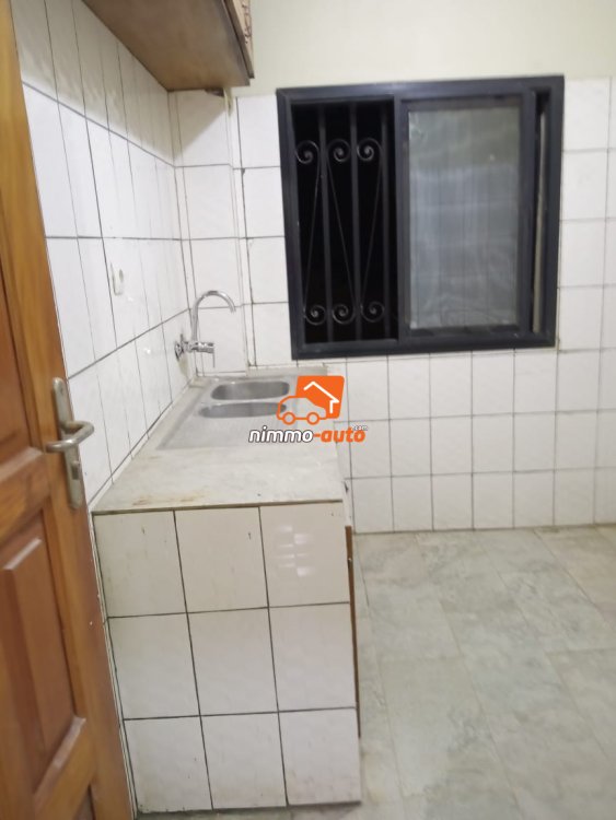 Appartement à louer à Nsimeyong