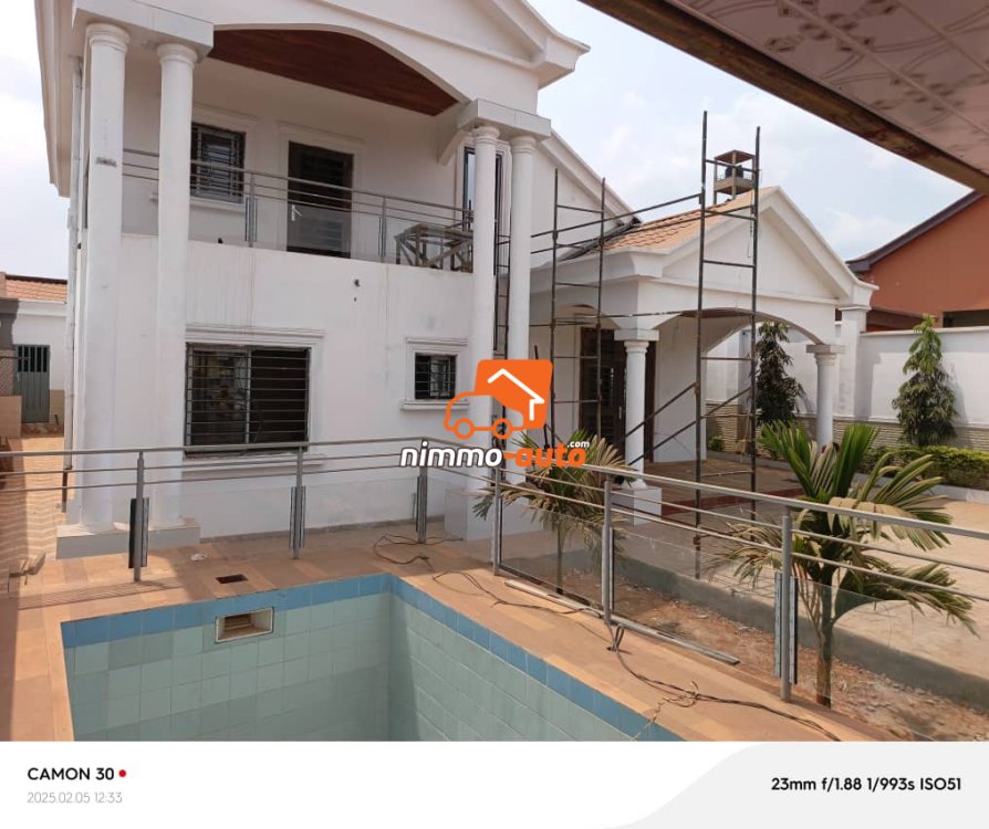 duplex nouvellement construit jamais habite à vendre à nkozoa