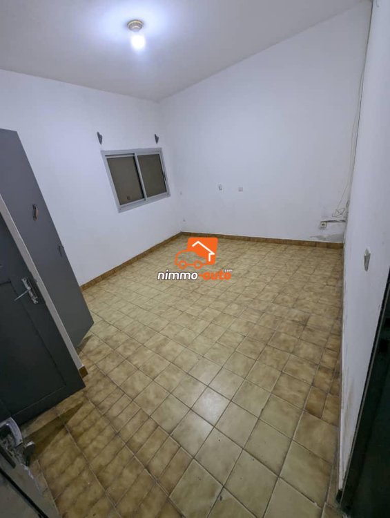 Magnifique appartement moderne situé à ange Raphaël non loin du goudron quartier résidentiel cadre personnel sécurisé