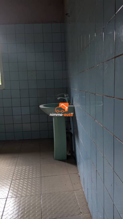 Villa à vendre à Toutouli (Odza borne 10)