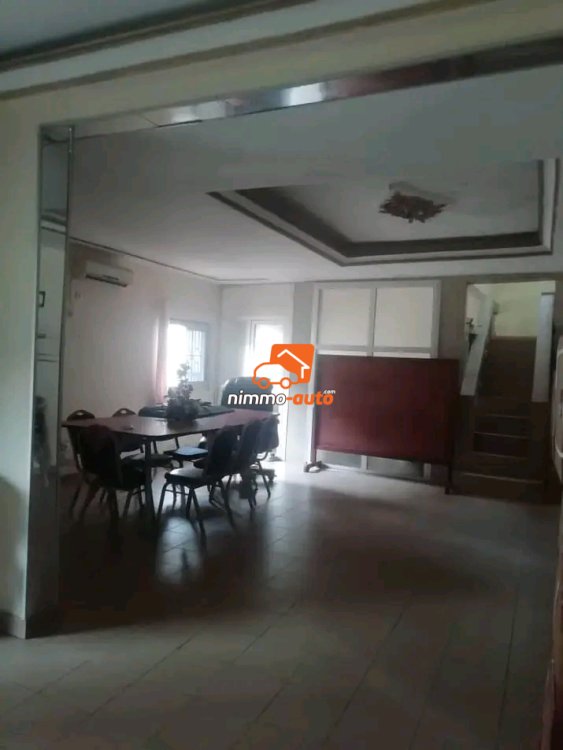 DUPLEX A VENDRE A MVAN