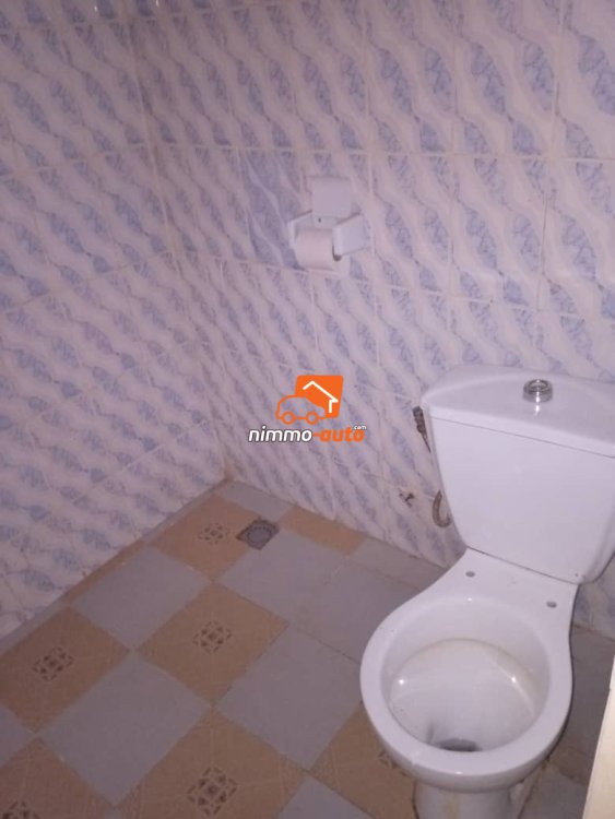 Appartement à louer à Biyemassi