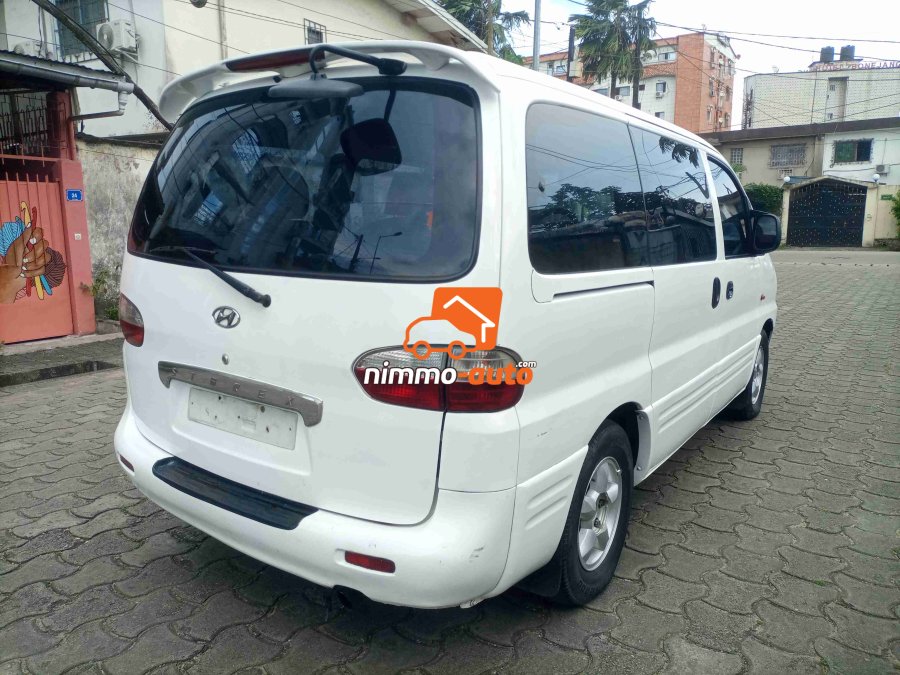 Hyundai Starex Bus version 2004-Climatisée-10Places