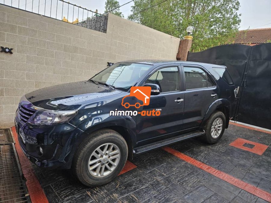 Toyota Fortuner 2016