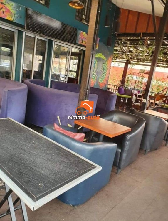 Fond de commerce à vendre à Bastos