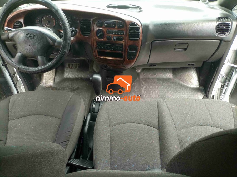 Hyundai Starex Bus version 2004-Climatisée-10Places