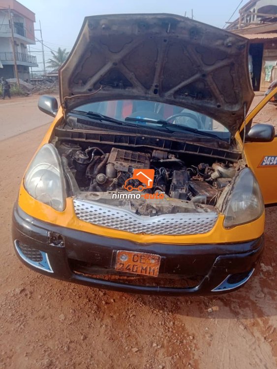 Toyota Yaris verso moins cher