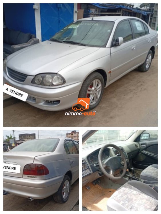 Toyota Avensis berline année 1998