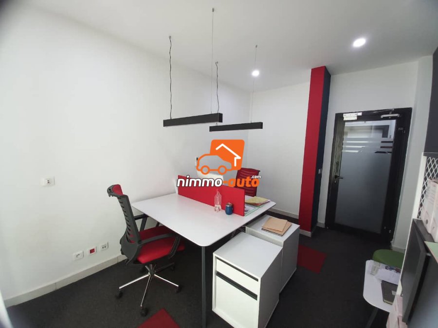 Bureaux très haut standing à louer à Bastos