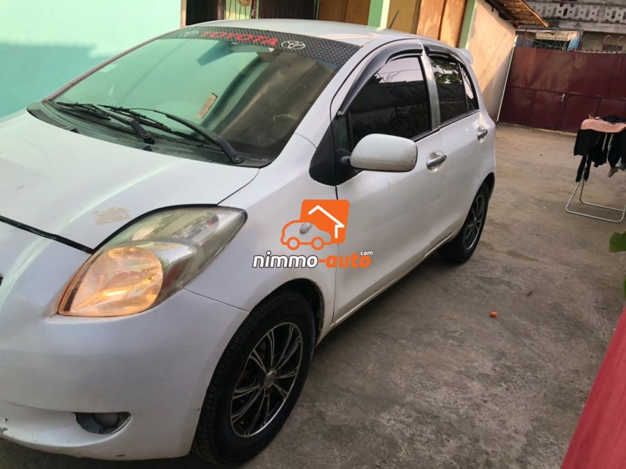 Yaris vitz 20070