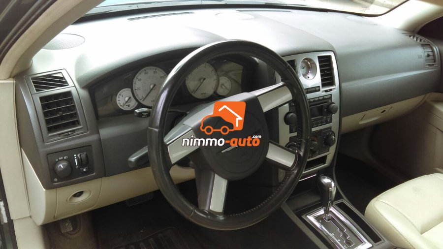 Chrysler AWD HEMI V8-Full option