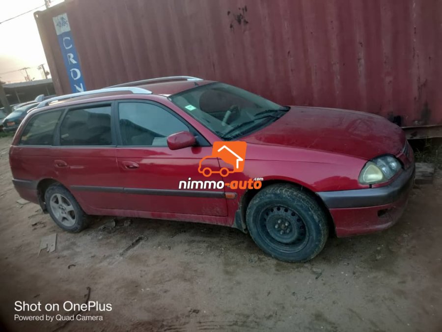 Toyota Avensis long châssis  Automatique