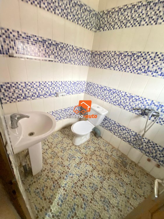 appartement haut standing à louer à Odza