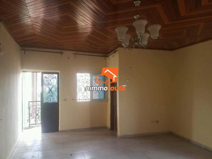 Appartement à louer à nsimeyong