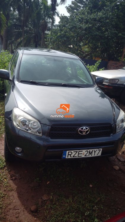 Toyota rav4 2008 (T&Y)