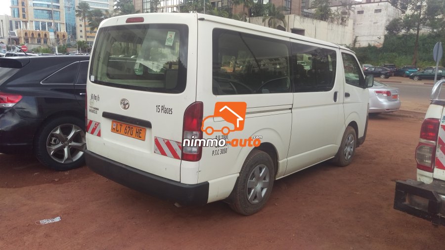 Hiace a louer