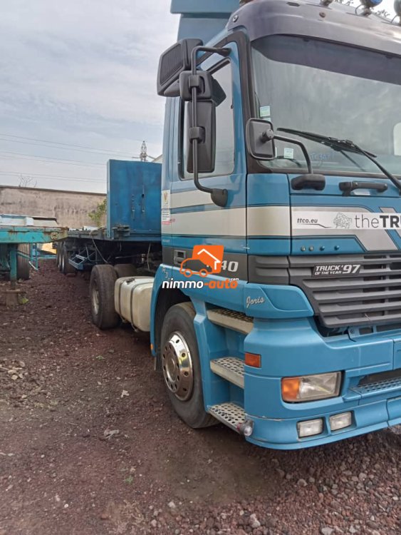 Tracteur routier occasion europe 1840