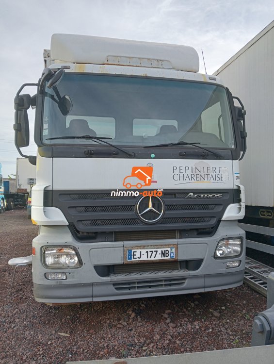 Camion Mercedes Benz Actros à vendre