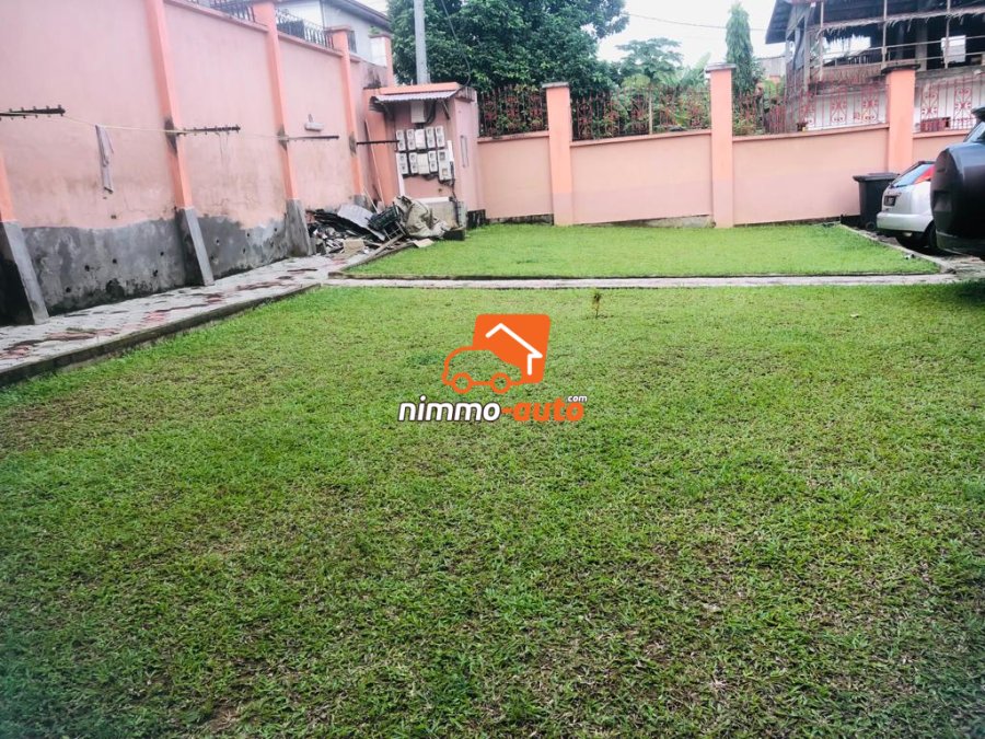 Studio meublé à louer à Douala Logpom