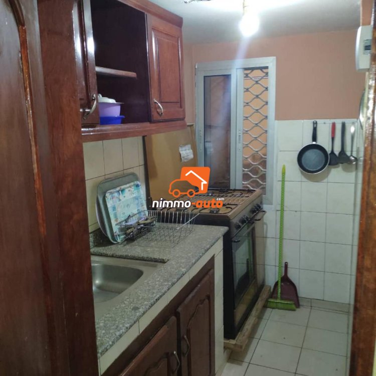 Studio le à louer à Nkomo