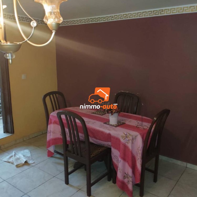 Studio le à louer à Nkomo