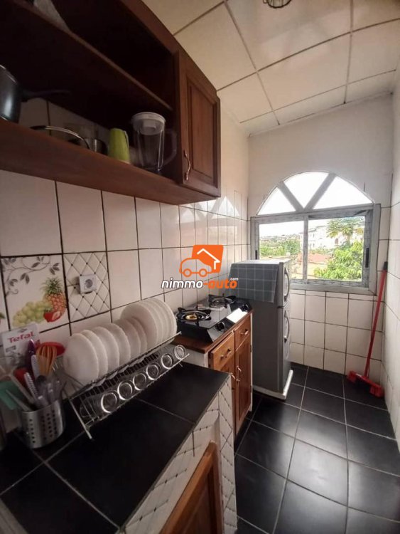 Magnifique studio meublé moins cher à louer à Barrière Ahala