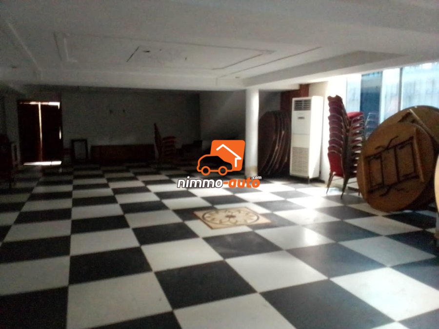 Salle de fête à louer à Pk 8