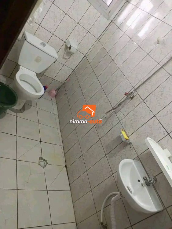 Studio meublé moins cher à louer à Damas