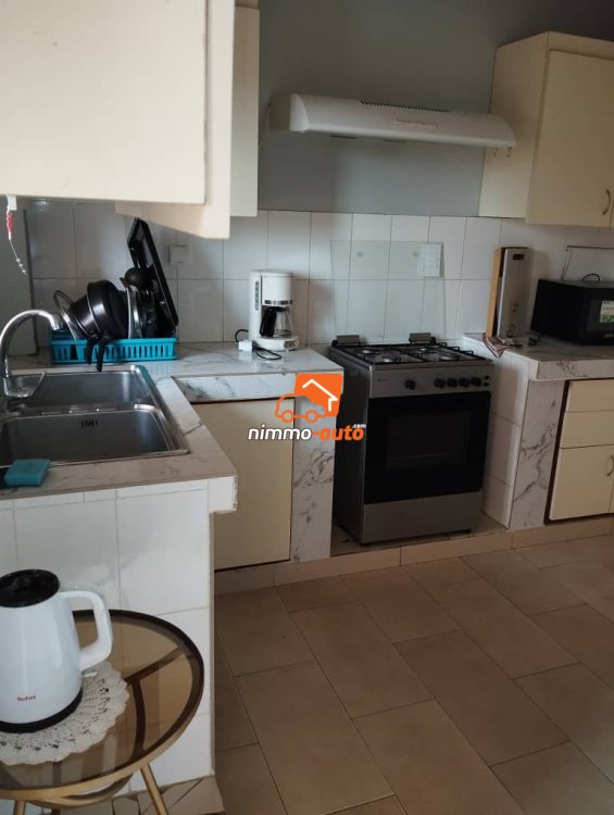 Magnifique appartement avec piscine à louer à bastos