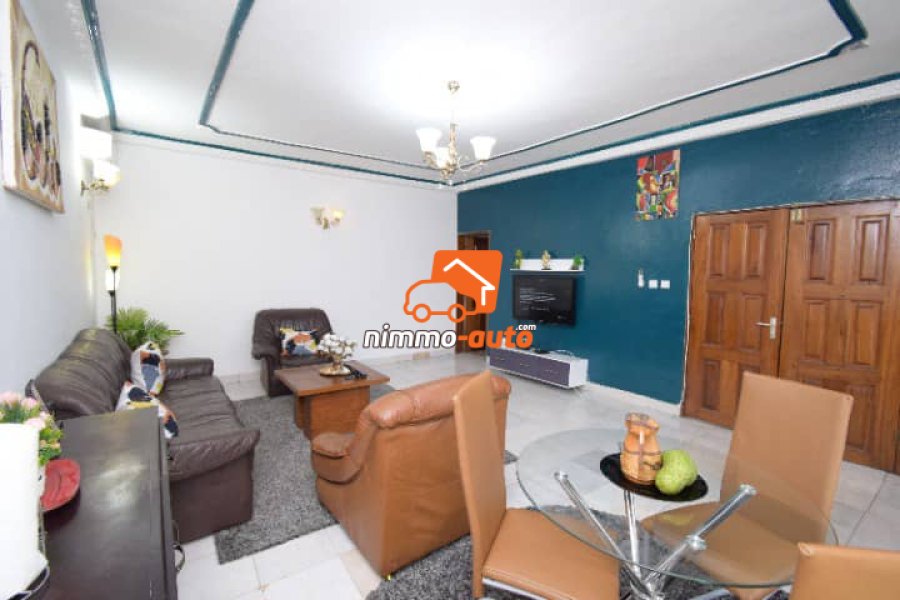 Magnifique studio meublé à louer à Bastos