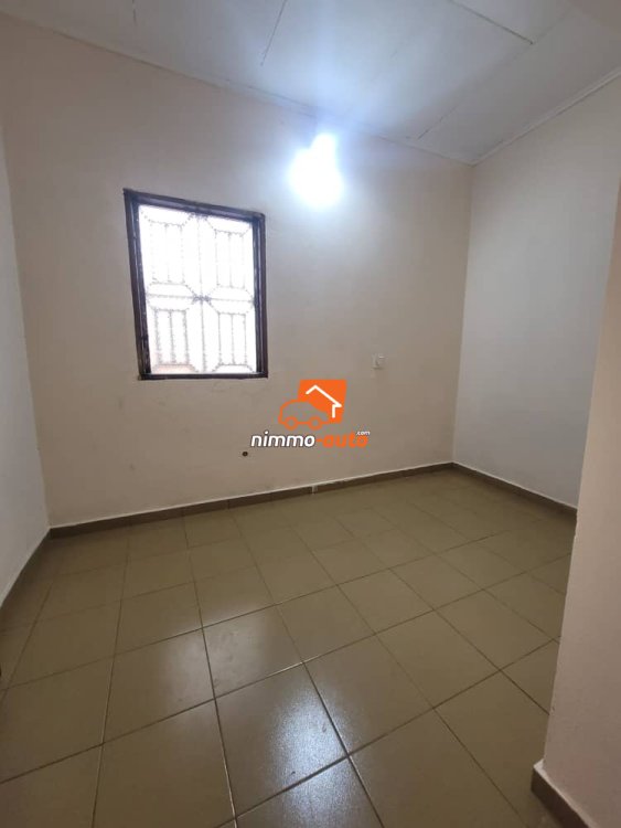 Incroyable studio moderne à Nsimeyong