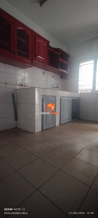 Appartement individuel à louer à Mvan