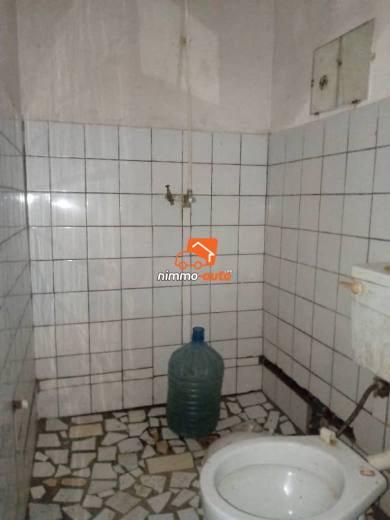 Chambre 2pièces à louer à Ndogbong