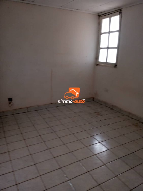 Studio moderne à louer à Santa Barbara