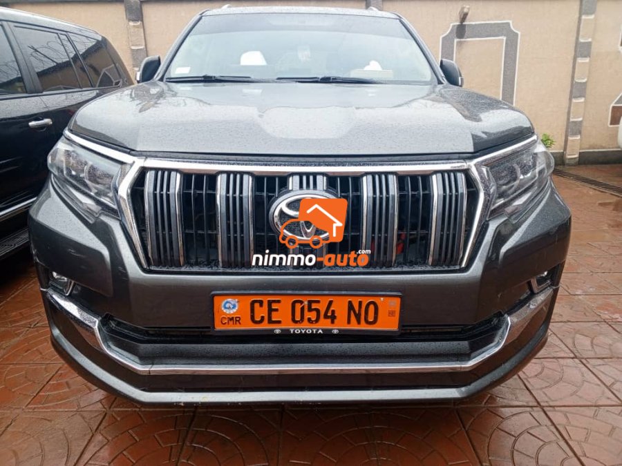 Prado Land cruiser de dernière génération à louer