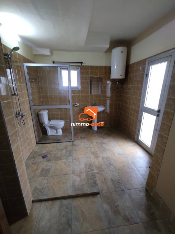 Appartement individuel à louer à Nsimeyong