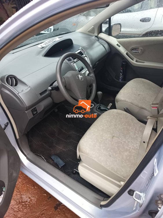 TOYOTA YARIS VITZ, 2008