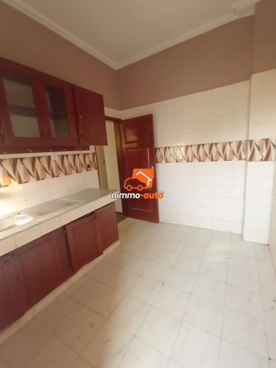 DUPLEX A LOUER NKOLFOULOU