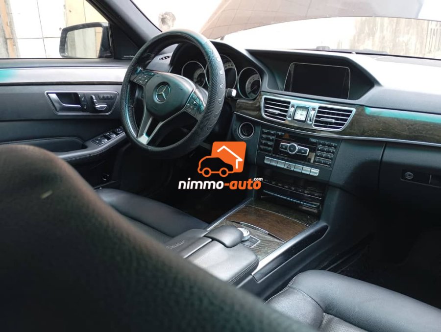 Mercedes Benz E350 2014 automatique  Berline luxe  Version américaine  V6  essence