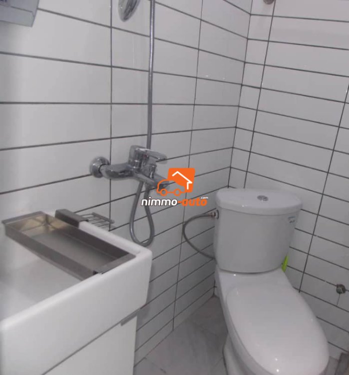 Studio chic à louer à Mimboman