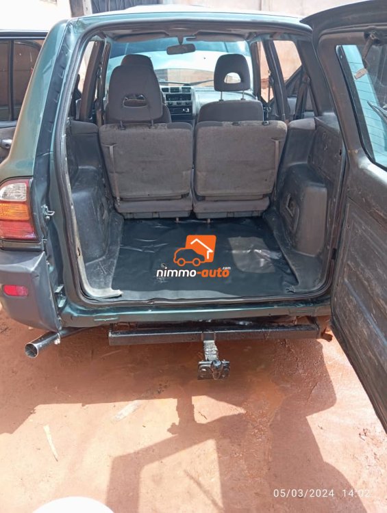 Toyota rav4 année 99 KO
